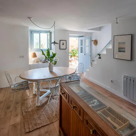 Holiday home Doni House A Coruna